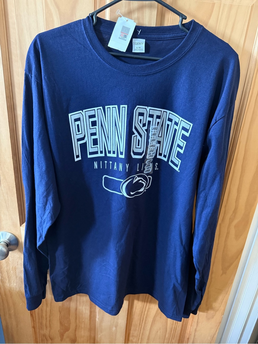 New With Tags, Men’s Size Large Penn State Long Sleeve T-Shirt